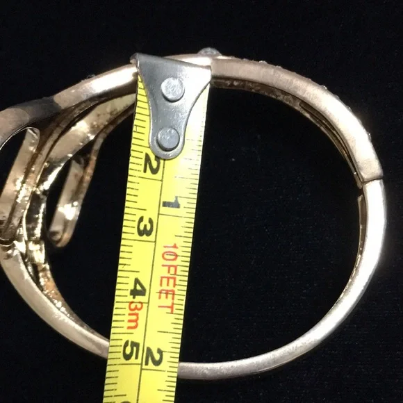 🖤Scissors💕design hinged bangle - Picture 12 of 15